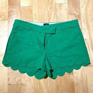 J Crew size 8 Kelly Green shorts